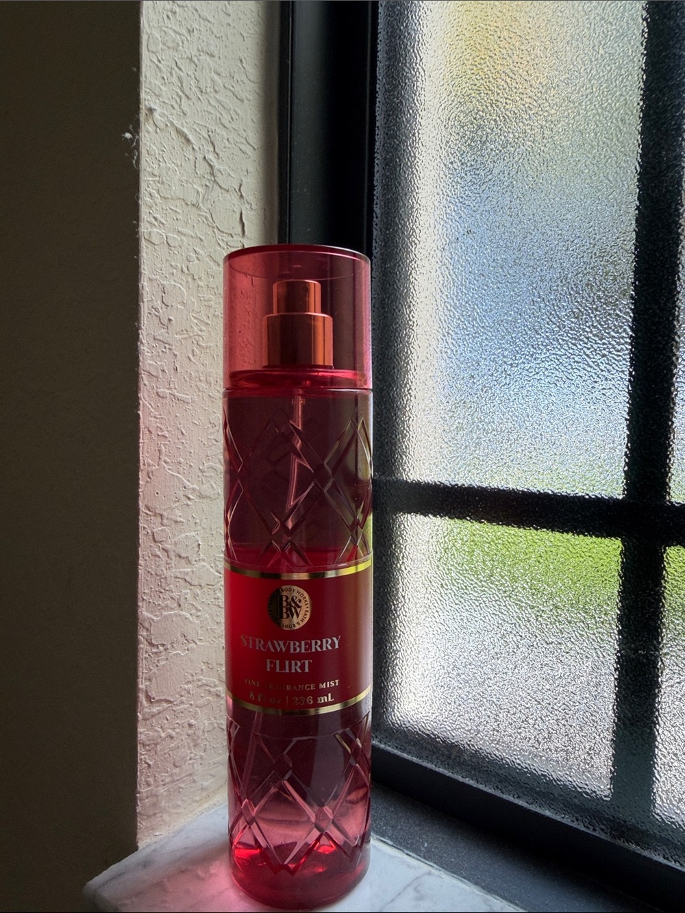 Bath & Body Works Strawberry Flirt Fine Fragrance Mist - Red